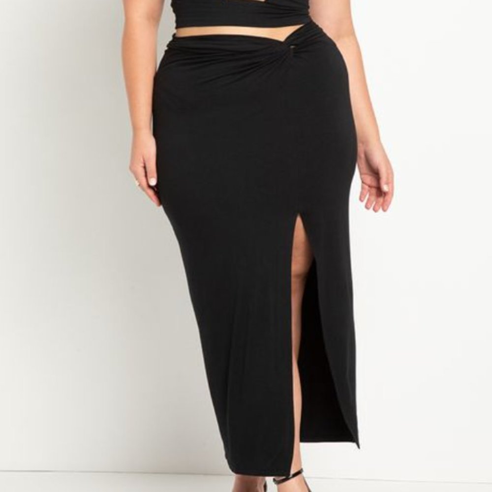 Size 26 Eloquii Twist Front Knot Skirt - Picture 1 of 5